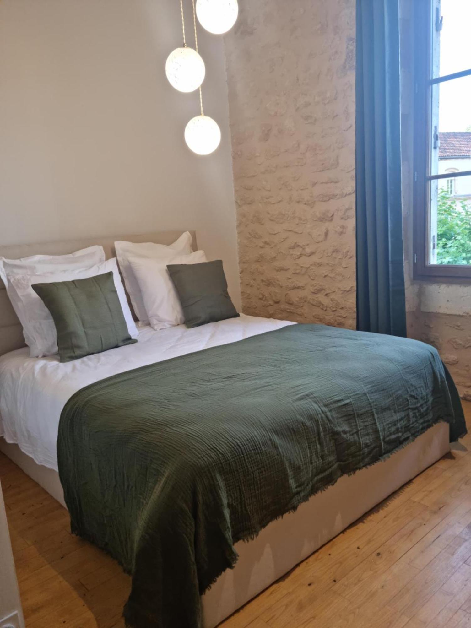 Casita Suite Hyper Centre Sarlat ภายนอก รูปภาพ